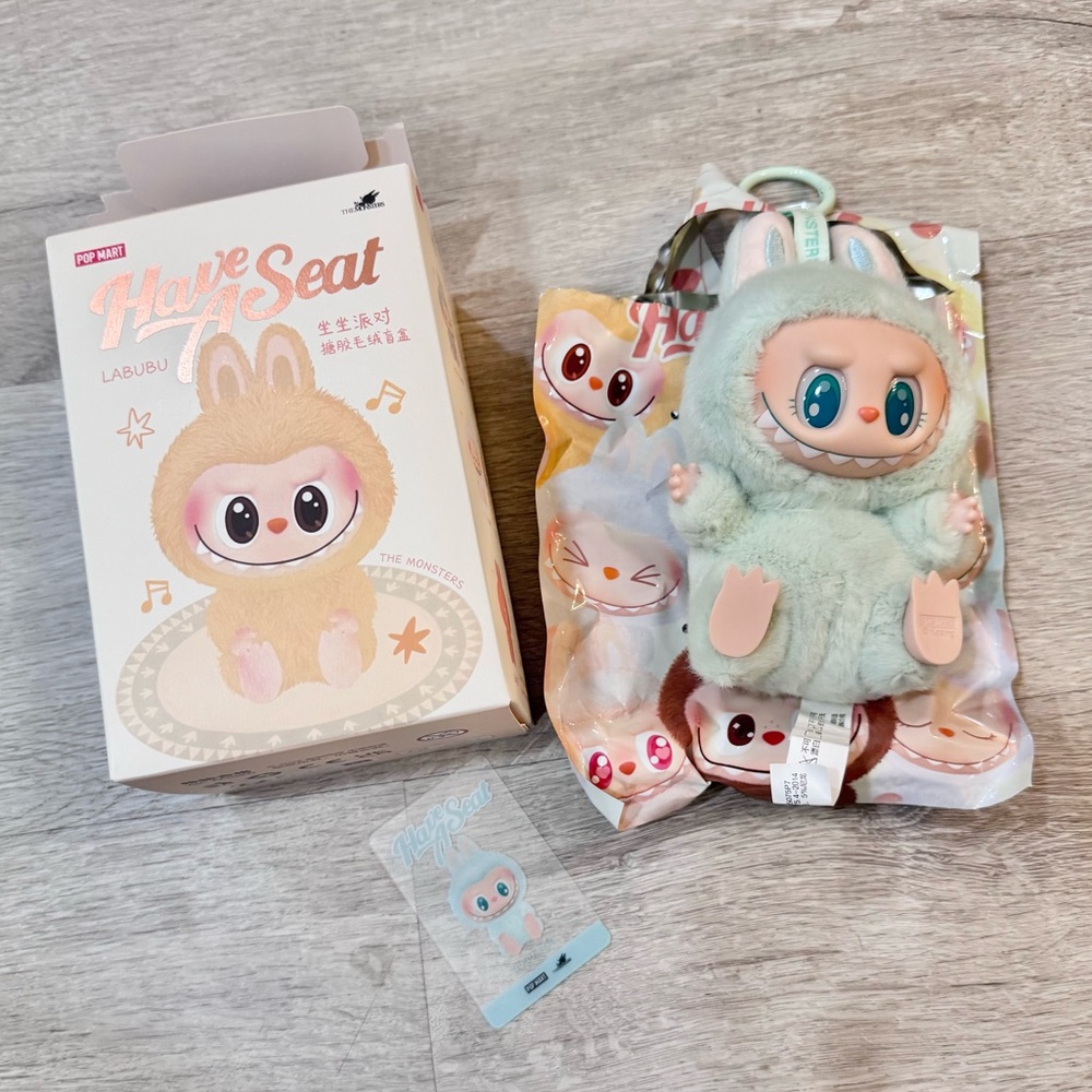 Labubu - Have A Seat - Ququ - AUTHENTIC